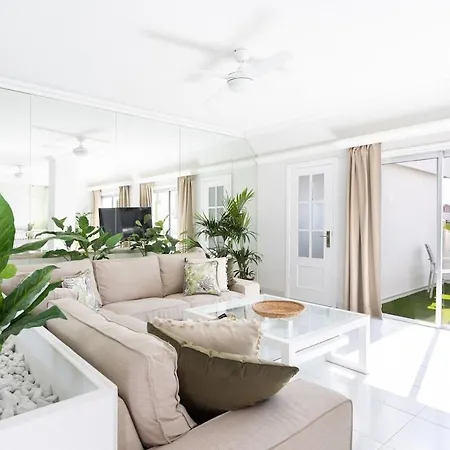 Oasis Penthouse In Cruz By Edén