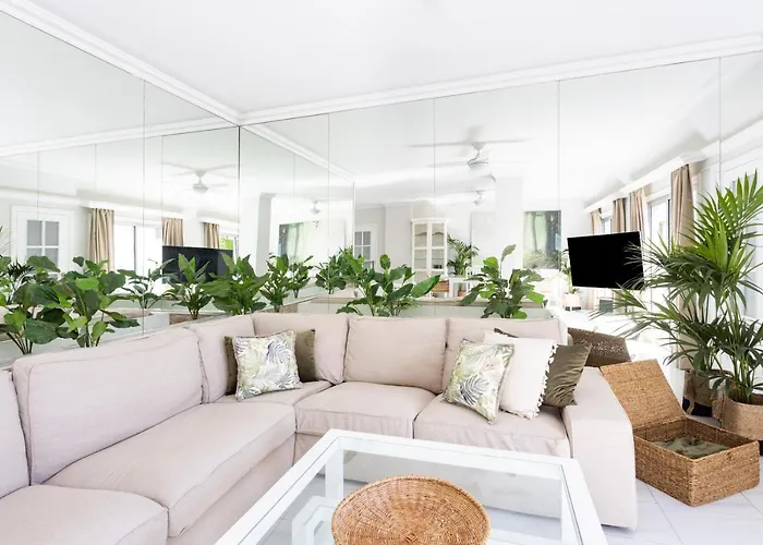 Eden Oasis Penthouse In Cruz Apartment
